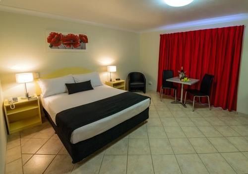 Rocky Gardens Motor 4*