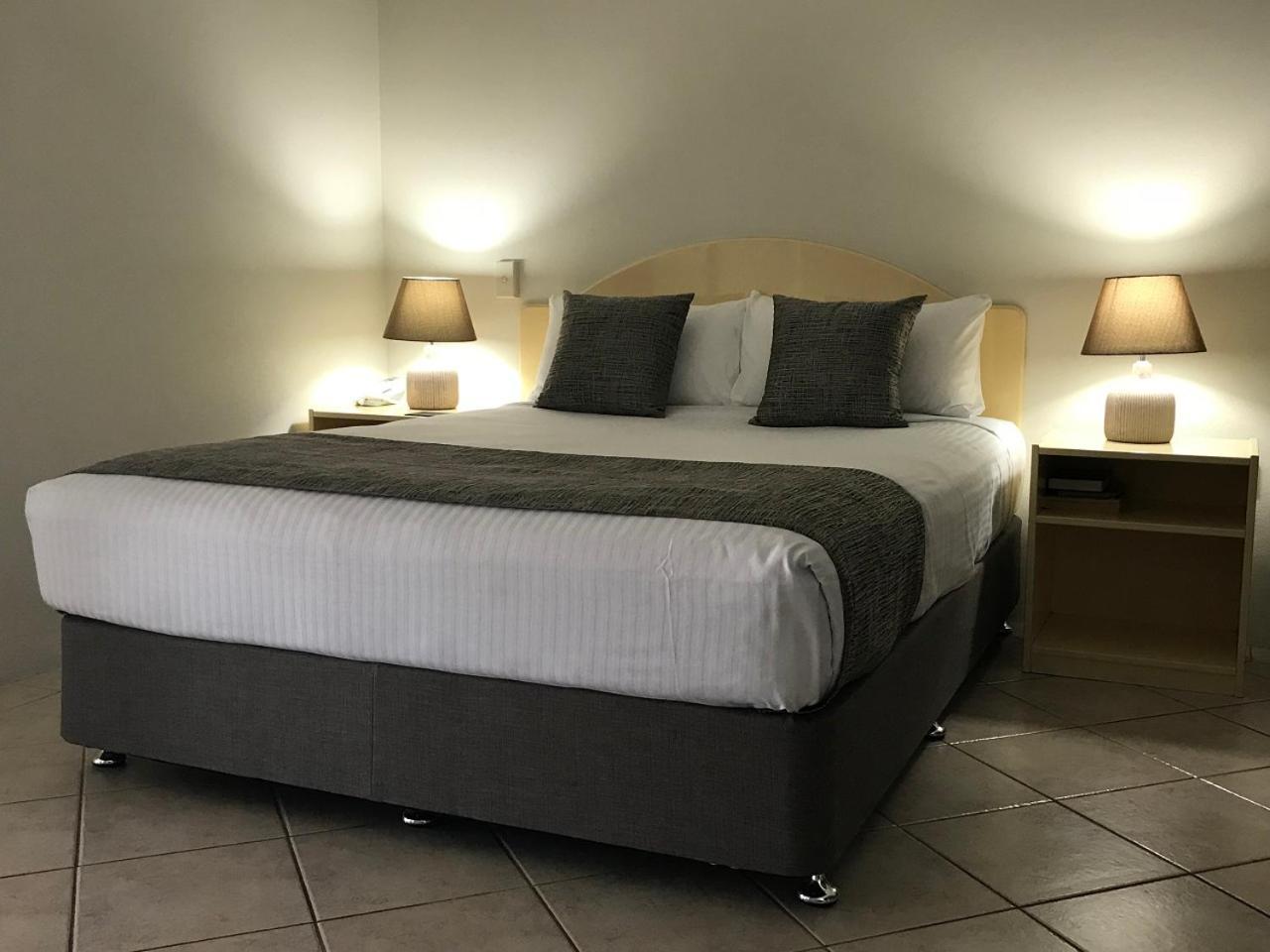 Rocky Gardens Motor Motel